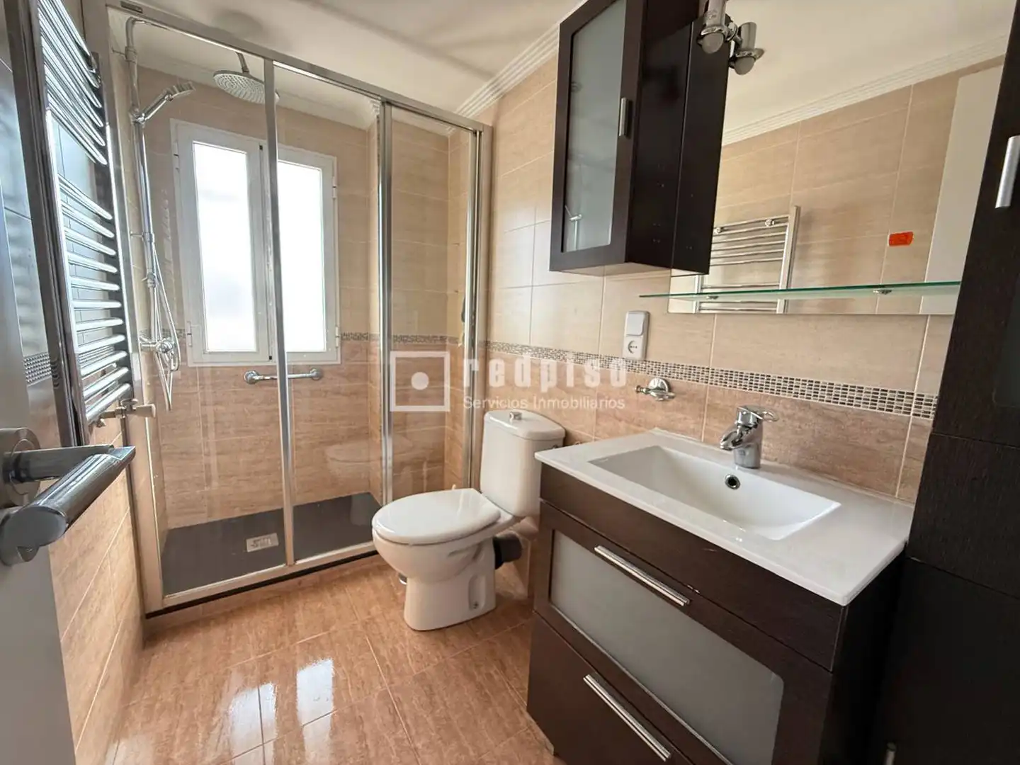 Baño de Piso en venta en Madrid con Aire acondicionado, Calefacción y Terraza