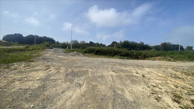 Terreno en Venta en Maoño -  Azoños