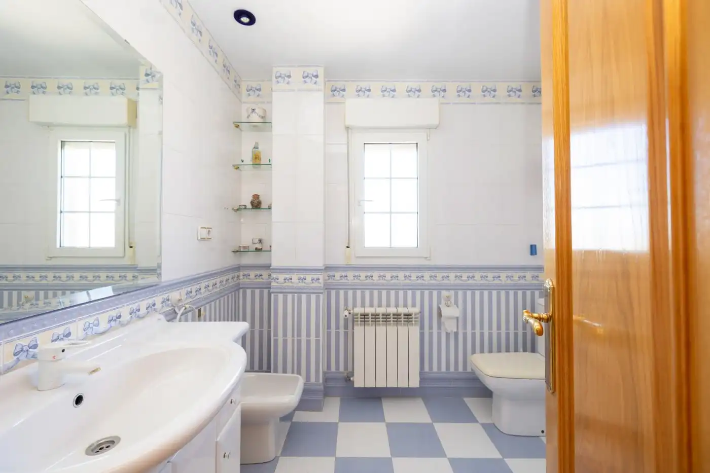 Detached house with terrace for sale in Calle ABEDUL, imagen 30