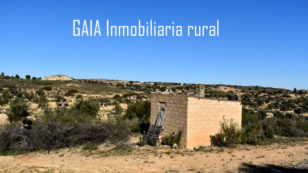 Casa rústica en venda a Maella