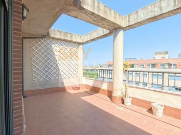 Penthouse mit Pool zum Verkauf in Calle del Monasterio de Las Huelgas 12