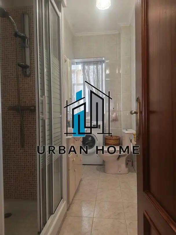 Badezimmer von Wohnung zum Verkauf in León Capital  mit Heizung und Terrasse