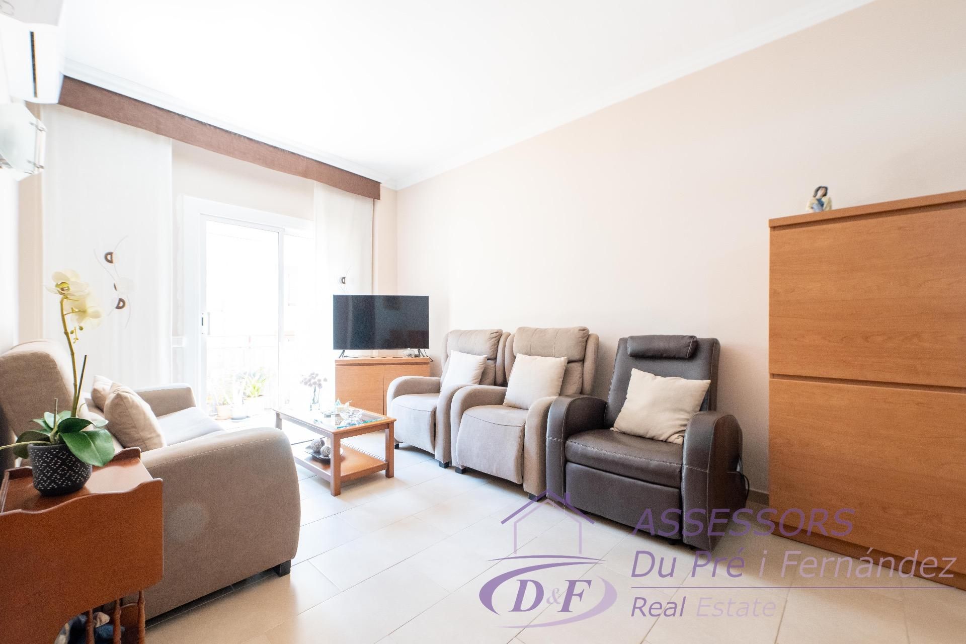 Living room of Flat for sale in  Barcelona Capital  with Air Conditioner, Terrace and Balcony