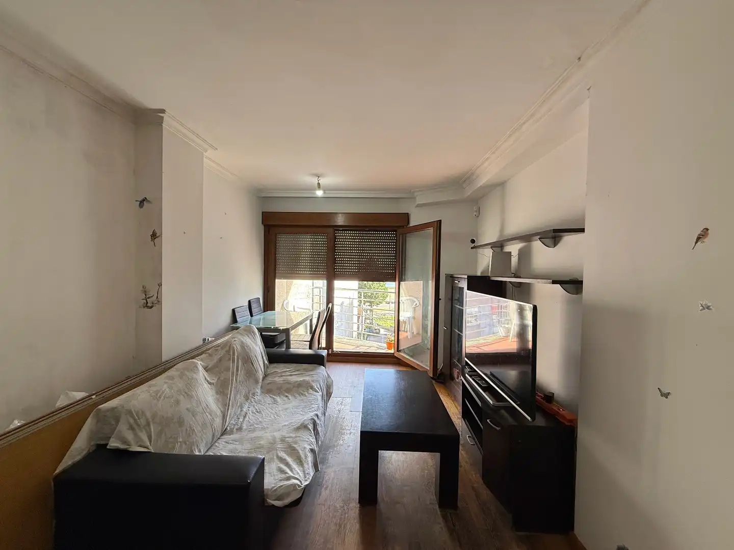 Sala d'estar de Apartament en venda en O Grove   amb Calefacció, Traster i Moblat