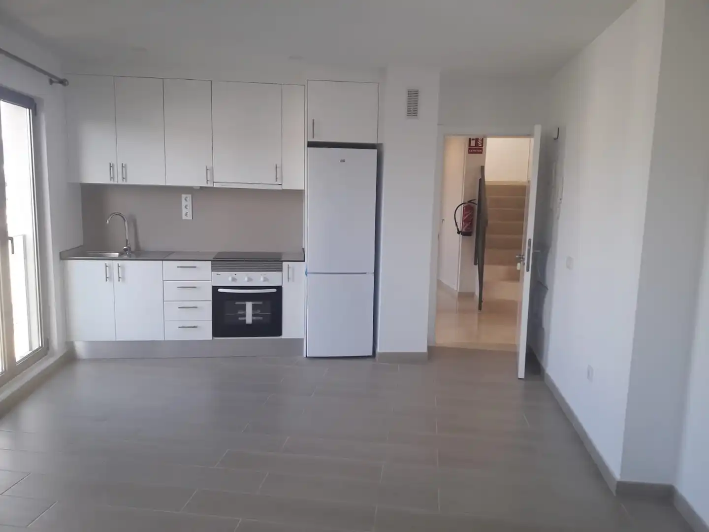 Küche von Wohnung zur Miete in San Cristóbal de la Laguna mit Ofen und Waschmaschine