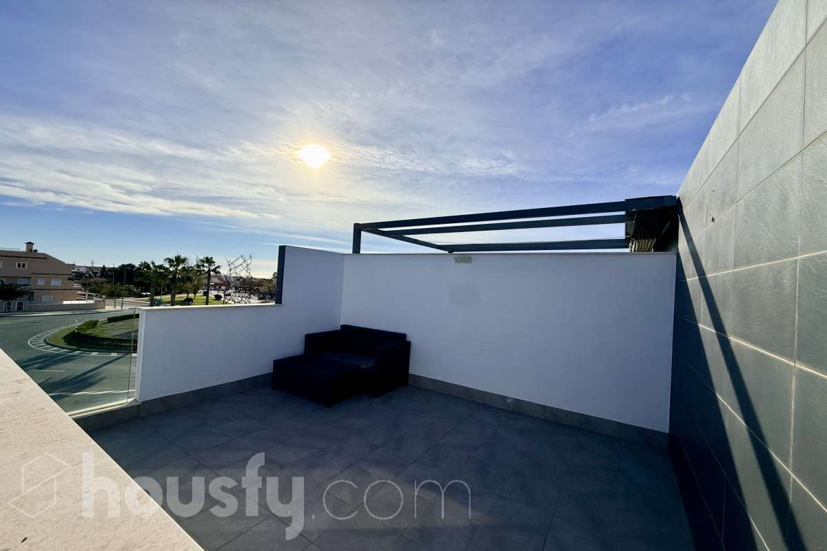 Terrace of Flat for sale in Pilar de la Horadada  with Air Conditioner, Heating and Private garden