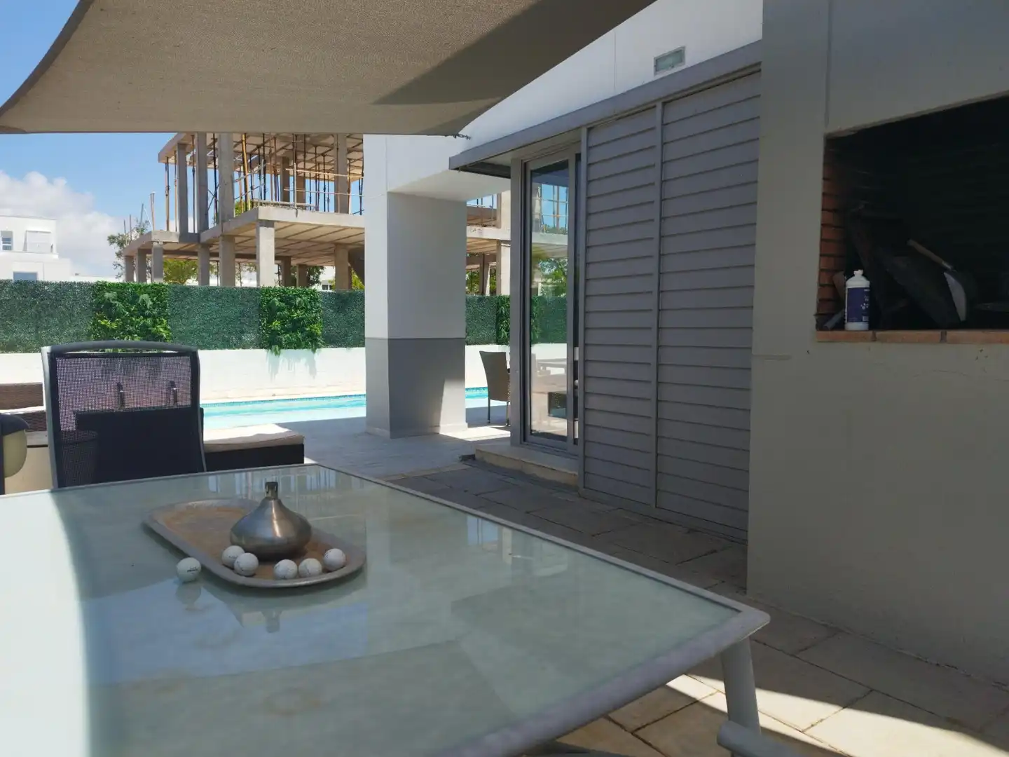 Terraza de Casa o chalet de alquiler en Puerto Real con Aire acondicionado, Jardín privado y Piscina