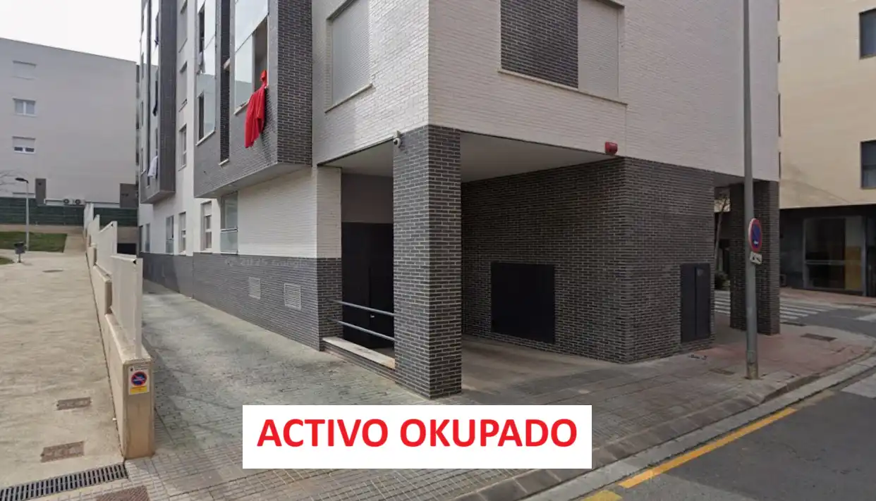 Individuale con ascensore in vendita a Calle Amigos del País