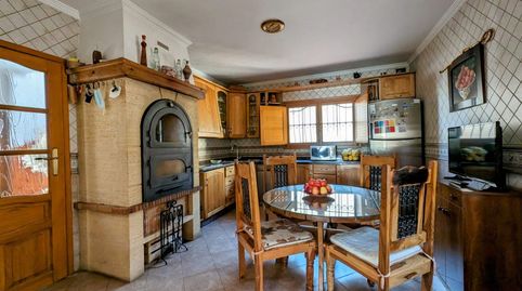 Chalet en venta en Urbanización Las Peñas y Viso, 5 dormitorios.
