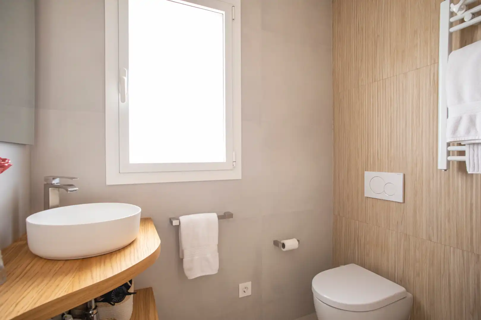 Baño de Casa o chalet en venta en Sant Just Desvern con Aire acondicionado, Calefacción y Jardín privado