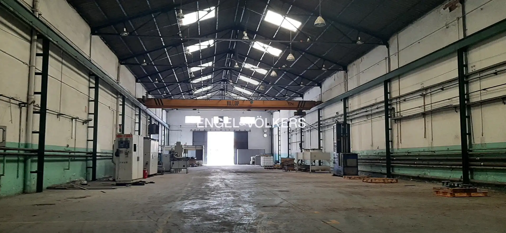 Nau industrial en venda en Barberà del Vallès