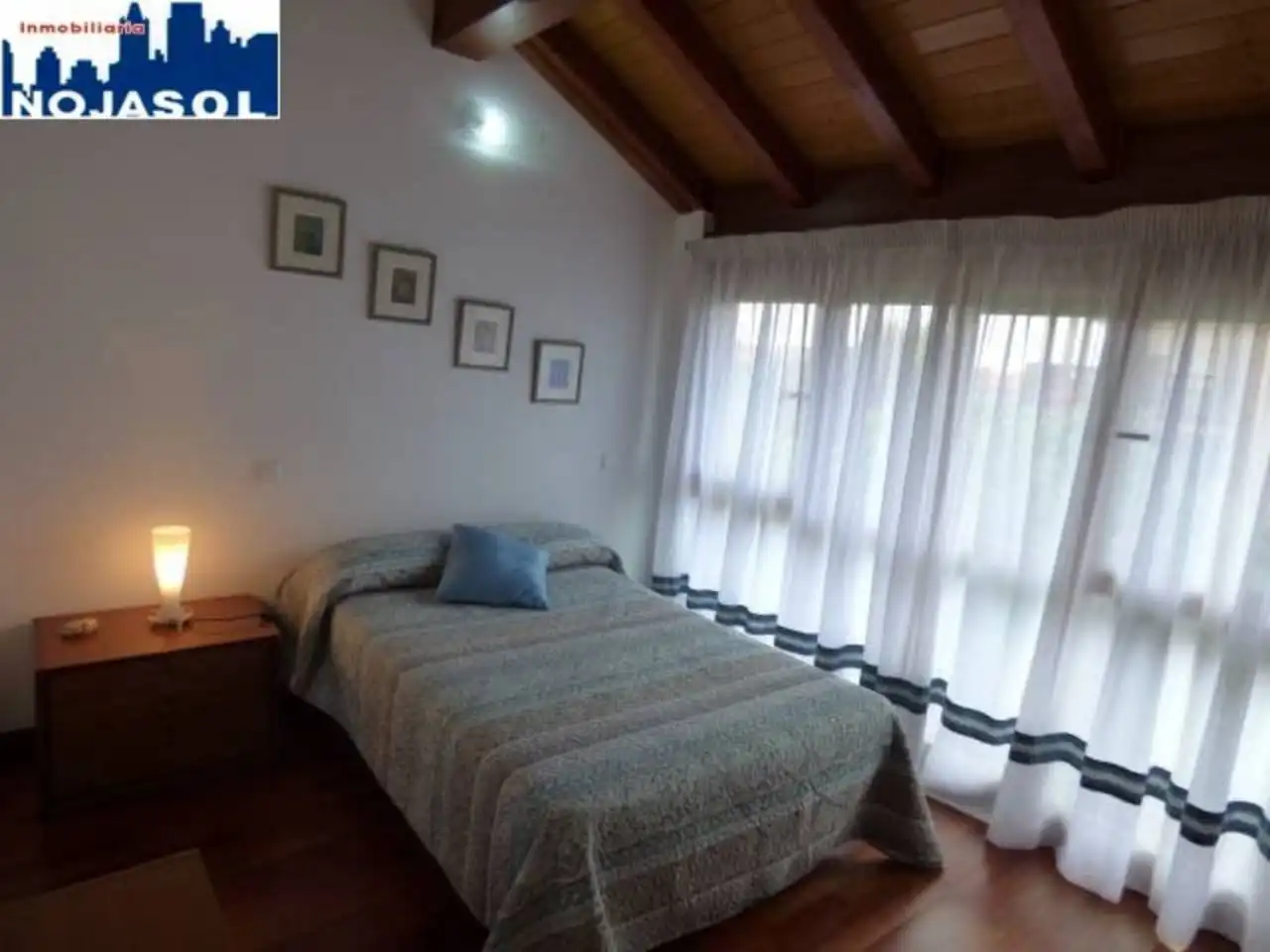Dormitori de Casa o xalet de lloguer en Bareyo amb Calefacció, Jardí privat i Terrassa
