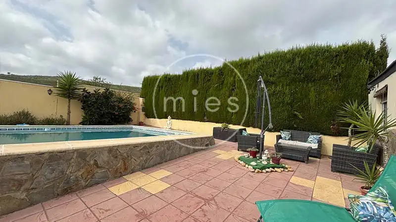 Swimming pool of Houses for sale in Turís  with Air Conditioner, Heating and Private garden