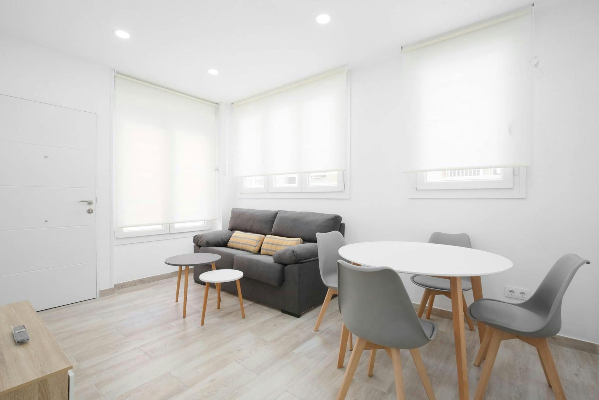 Sala de estar de Piso de alquiler en  Madrid Capital con Aire acondicionado, Calefacción y Amueblado