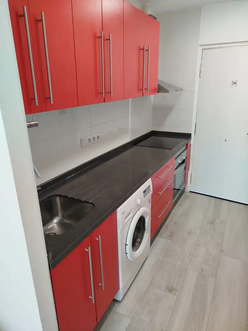 Cocina de Estudio de alquiler en Torremolinos con Aire acondicionado, Amueblado y Piscina comunitaria