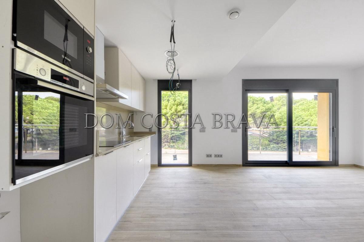 Flat for sale in Playa, Pals