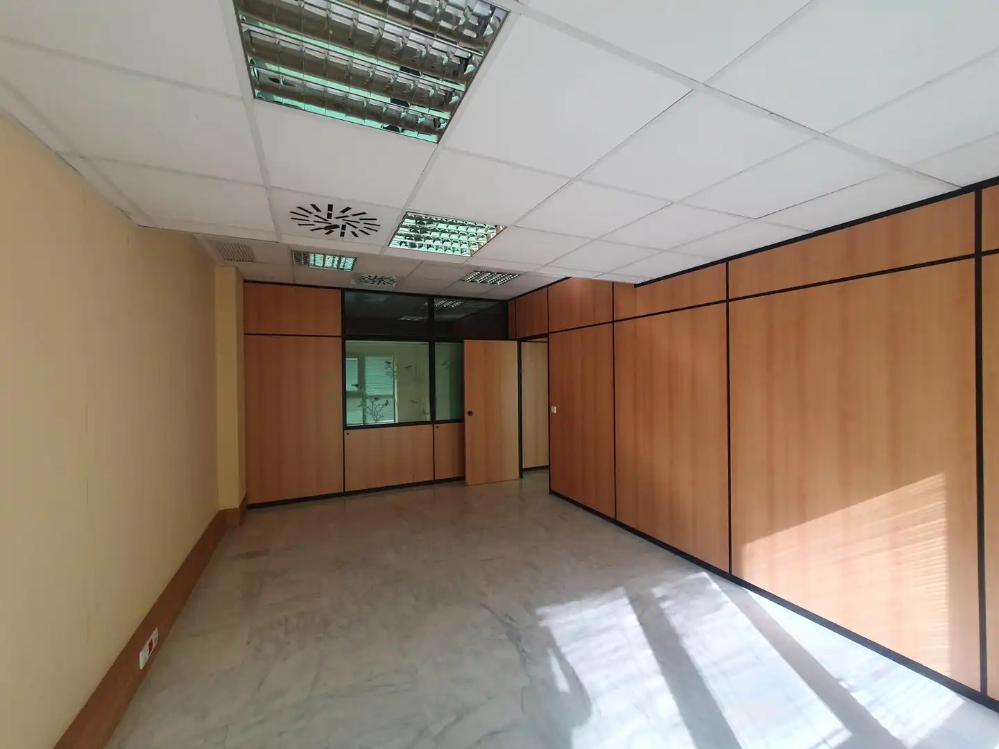 Büro zum Verkauf in Sevilla