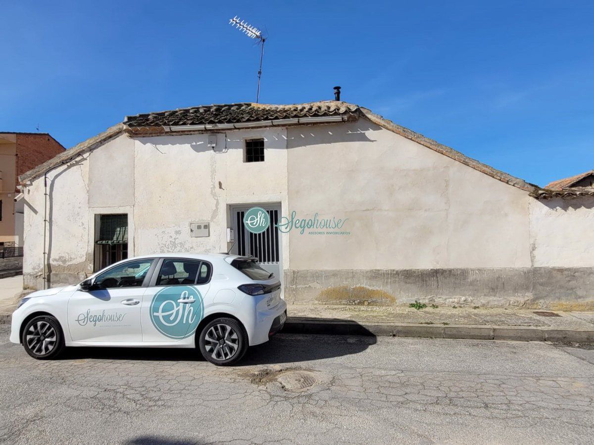 Exterior view of House or chalet for sale in Anaya