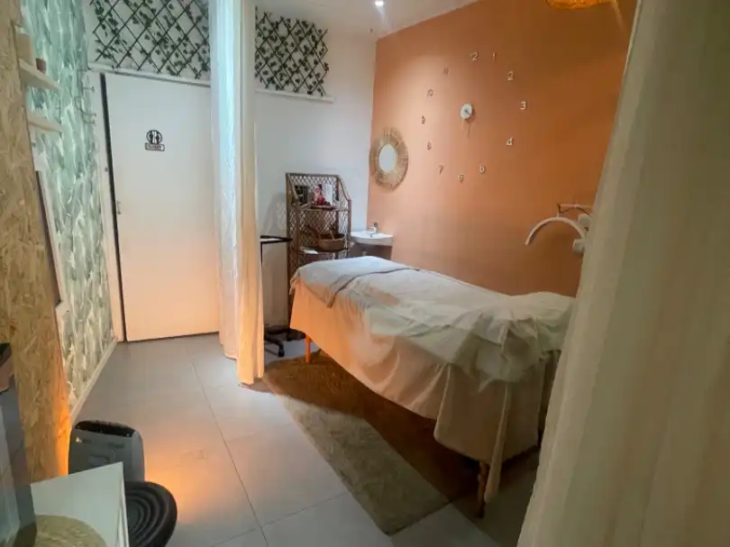 Habitación de Local en traspaso en Valencia