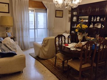 Appartamento con balcone in vendita a Avenida Buenos Aires 210
