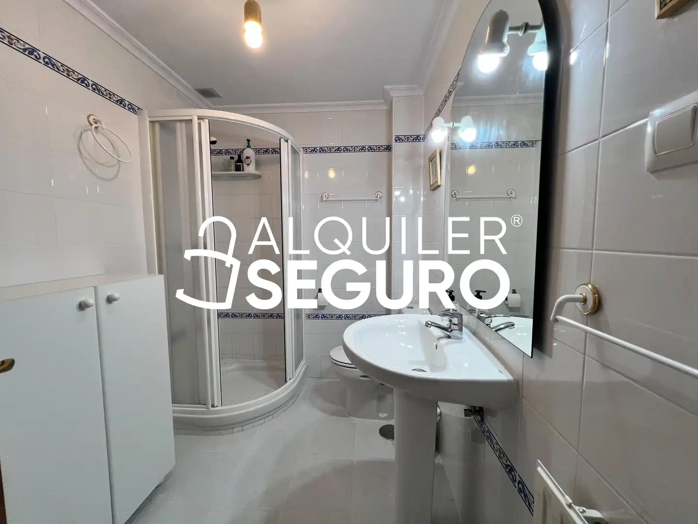 Bany de Pis de lloguer en Cabezón de la Sal amb Calefacció i Moblat