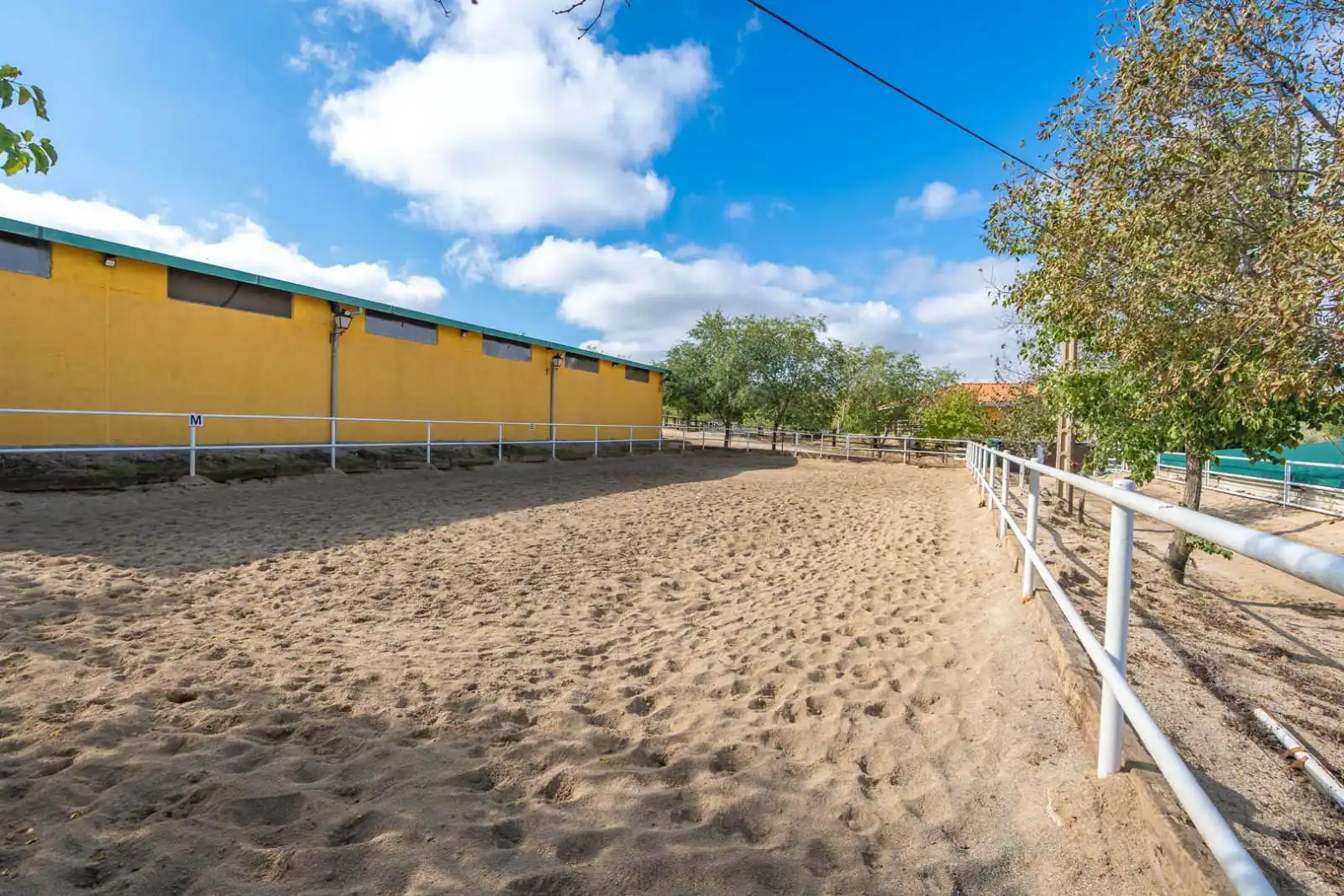 Grundstücke zum Verkauf in Olivares, Batres