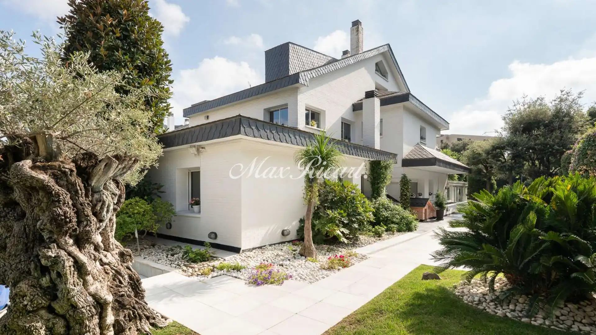 Garden of Houses for sale in  Barcelona Capital  with Air Conditioner, Heating and Terrace