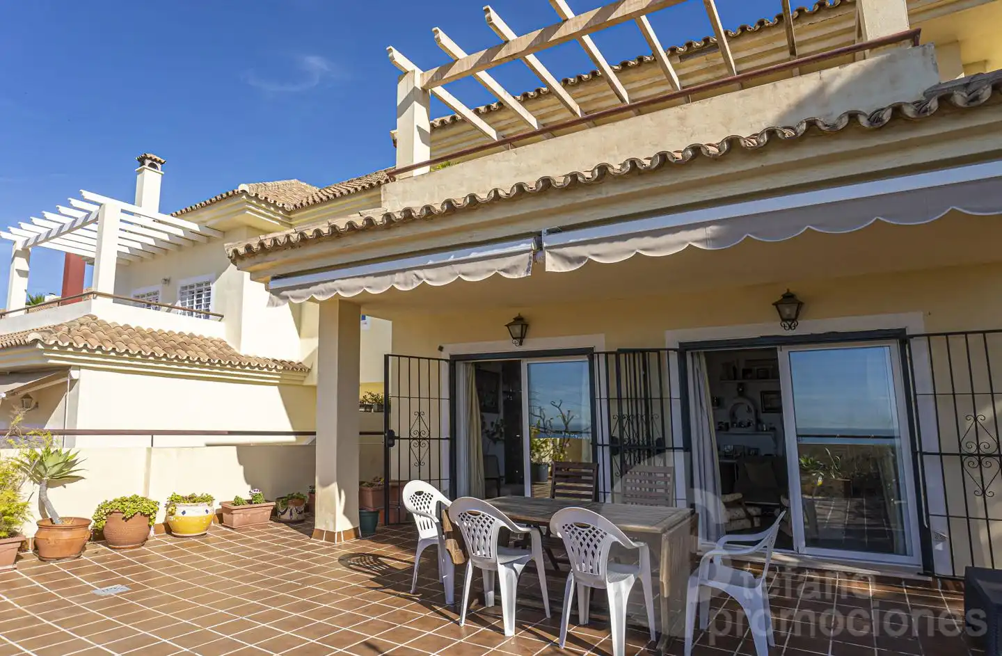 Terrassa de Casa adosada en venda en Málaga amb Aire condicionat, Jardí privat i Terrassa