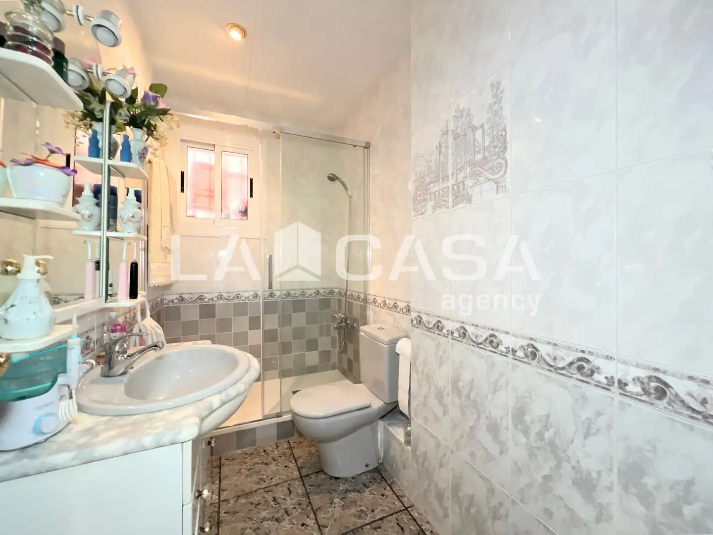 Bathroom of Attic for sale in Badalona  with Terrace
