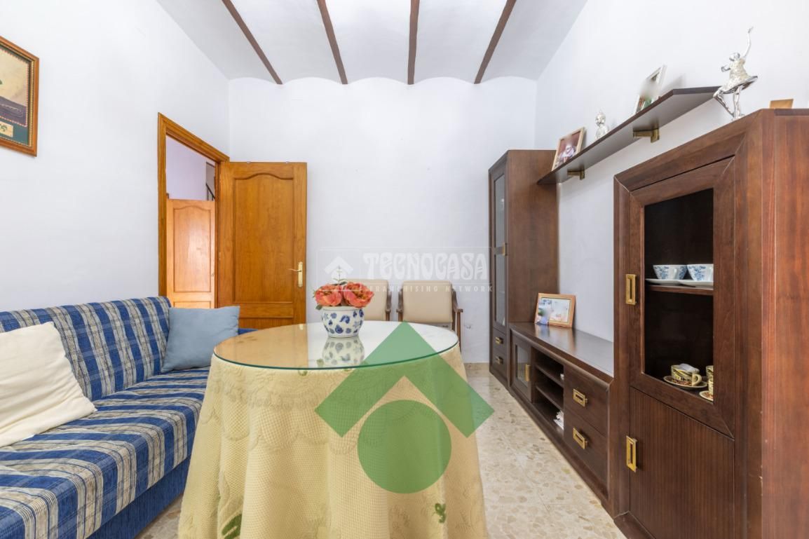 Dormitori de Casa adosada en venda en Montoro amb Aire condicionat, Terrassa i Moblat