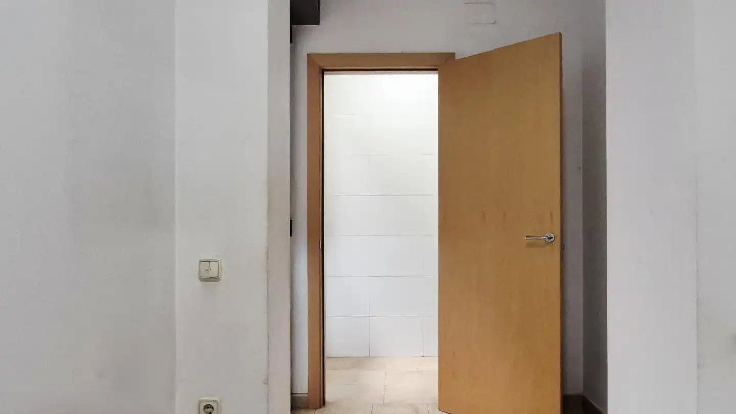 Piso en venta en Terrassa con Calefacción y Balcón