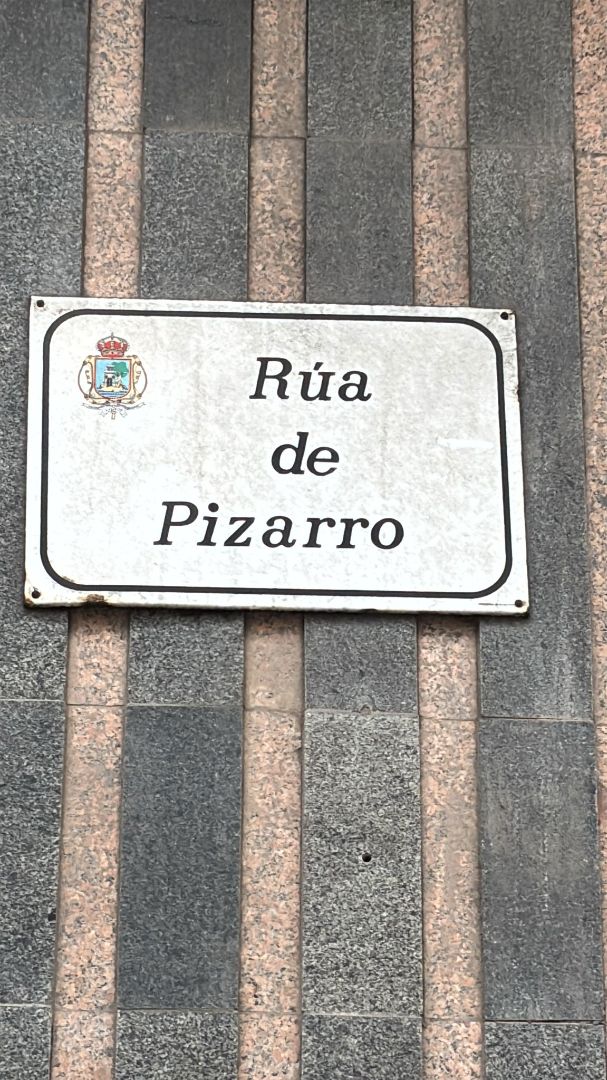 Exterior view of Flat for rent in Vigo   with Parquet flooring, Furnished and Oven