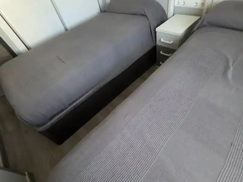 Schlafzimmer von Wohnung zur Miete in Gandia mit Klimaanlage, Schwimmbad und Möbliert