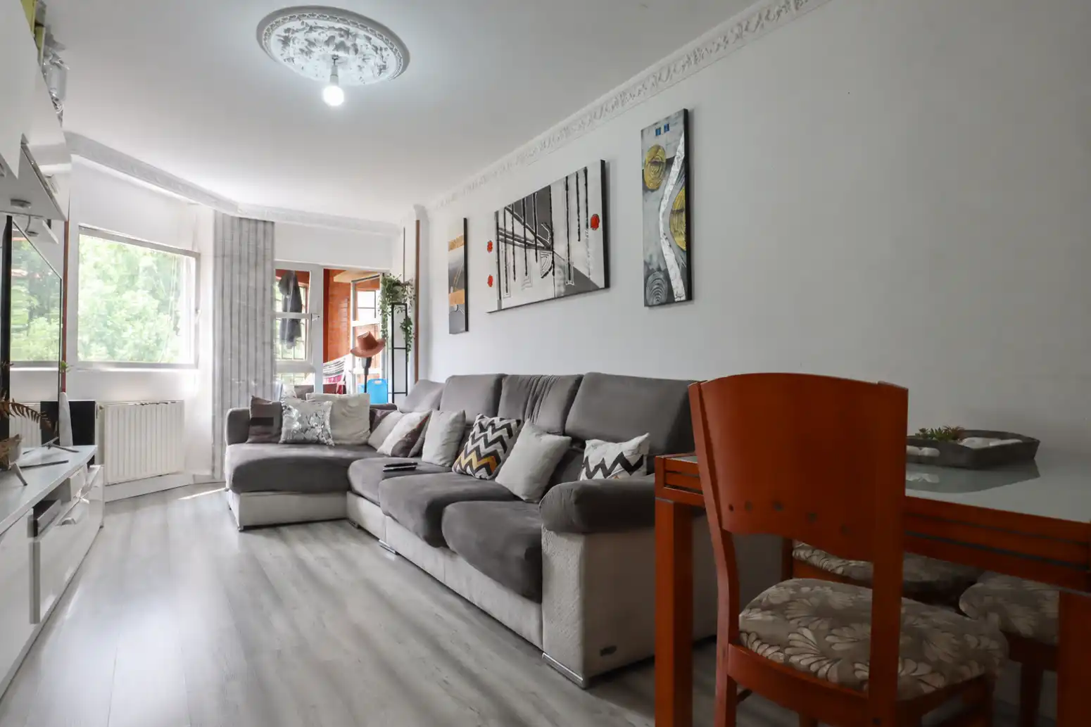 Sala de estar de Piso en venta en Oviedo  con Calefacción y Terraza