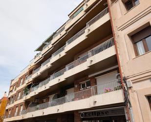 Vista exterior de Pis en venda en Ulldecona amb Terrassa, Moblat i Balcó