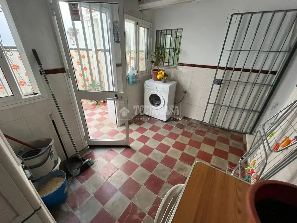 Casa adosada en venta en Dos Hermanas