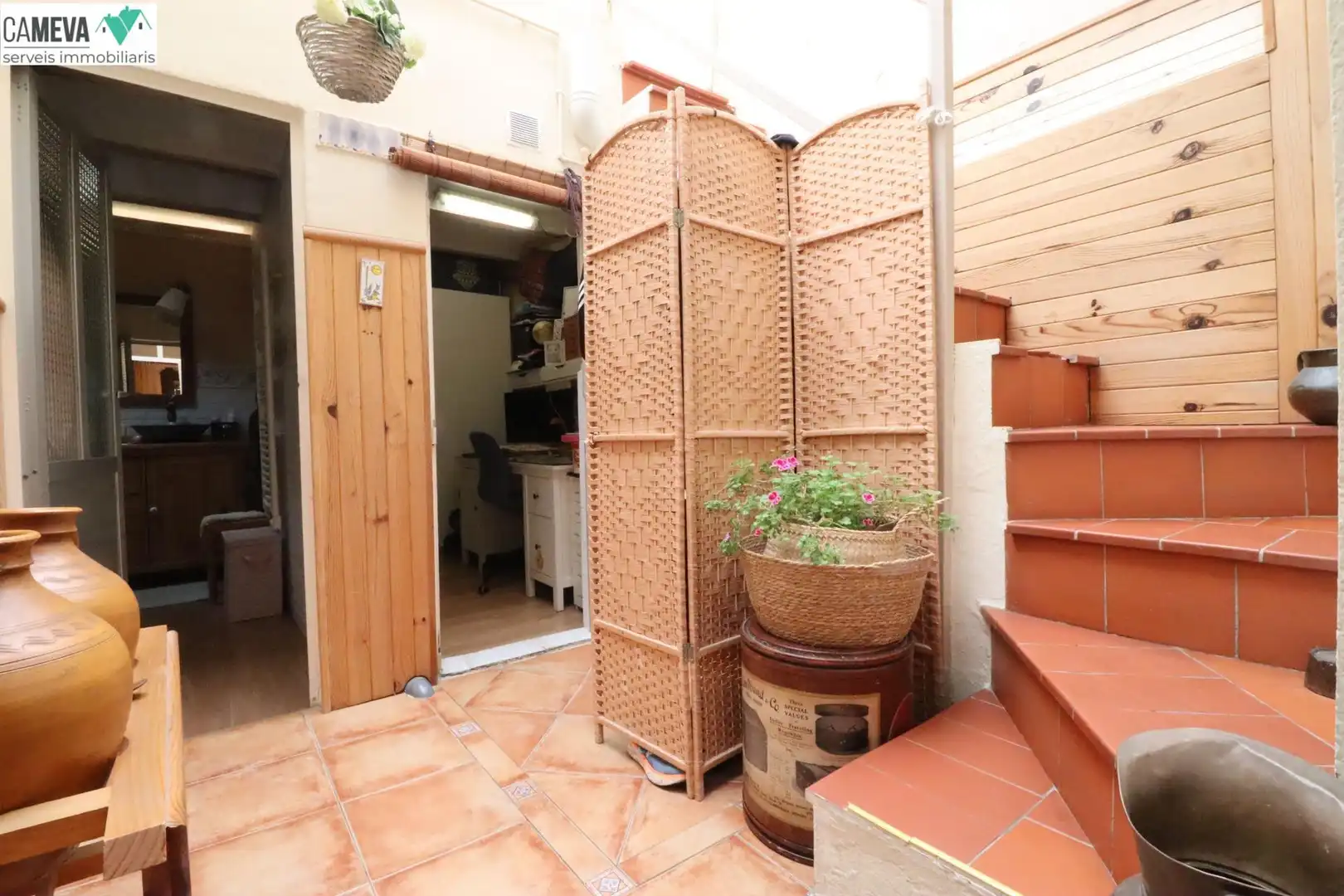Erdgeschoss zum Verkauf in Badalona mit Klimaanlage, Heizung und Terrasse