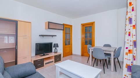 Foto 3 de Piso en venta en Calle Pablo Picasso, 10, Cúllar Vega, Granada