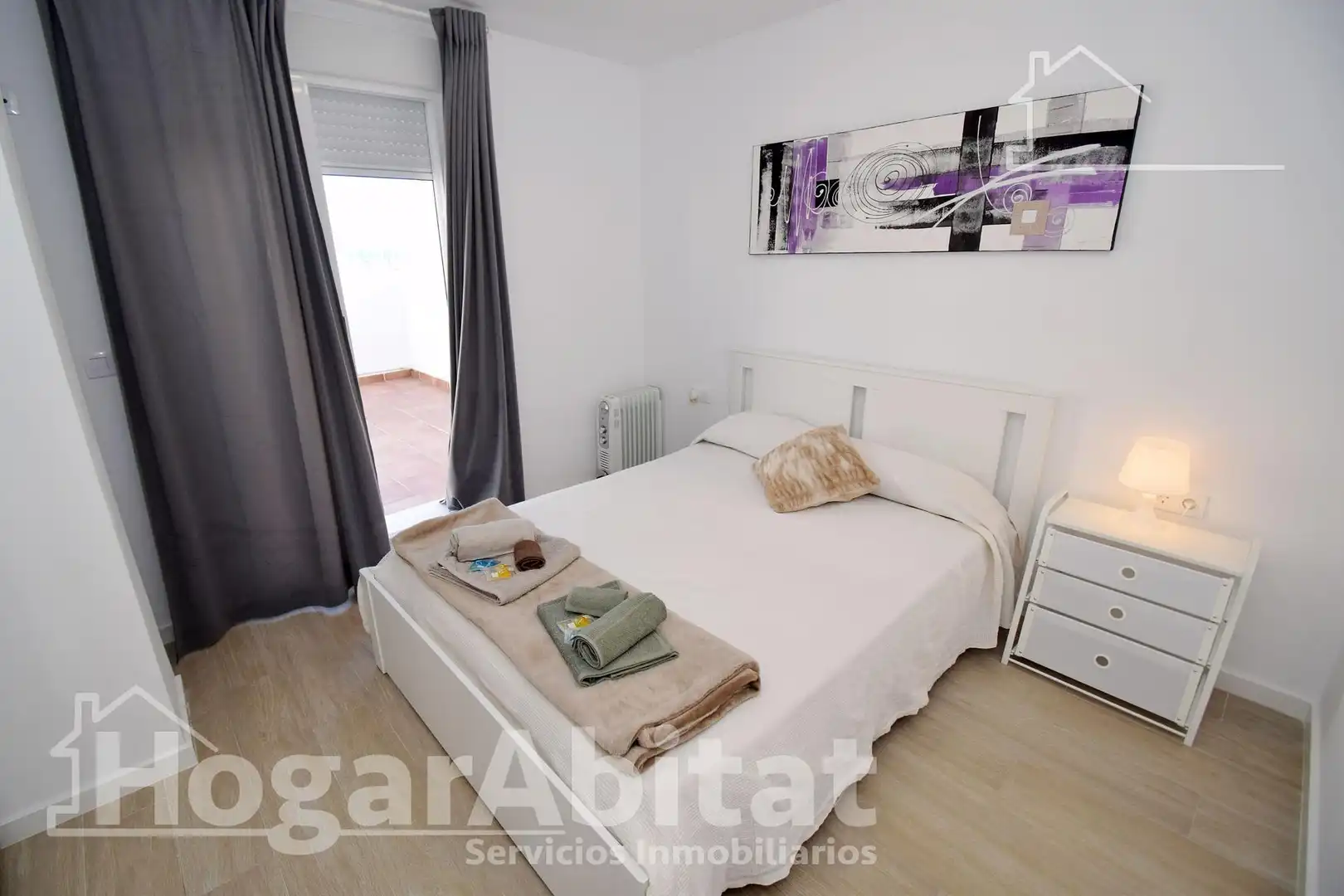 Schlafzimmer von Dachboden zum Verkauf in Burriana / Borriana mit Klimaanlage, Heizung und Terrasse