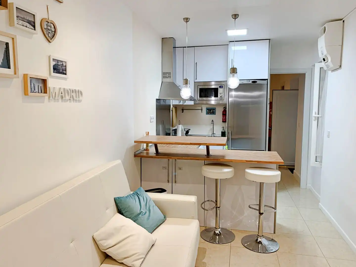 Cocina de Piso en venta en Madrid con Calefacción, Terraza y Amueblado