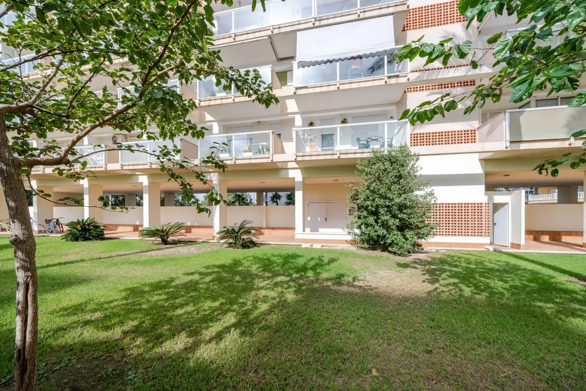 Vista exterior de Dúplex en venda en Guardamar del Segura amb Aire condicionat, Calefacció i Terrassa