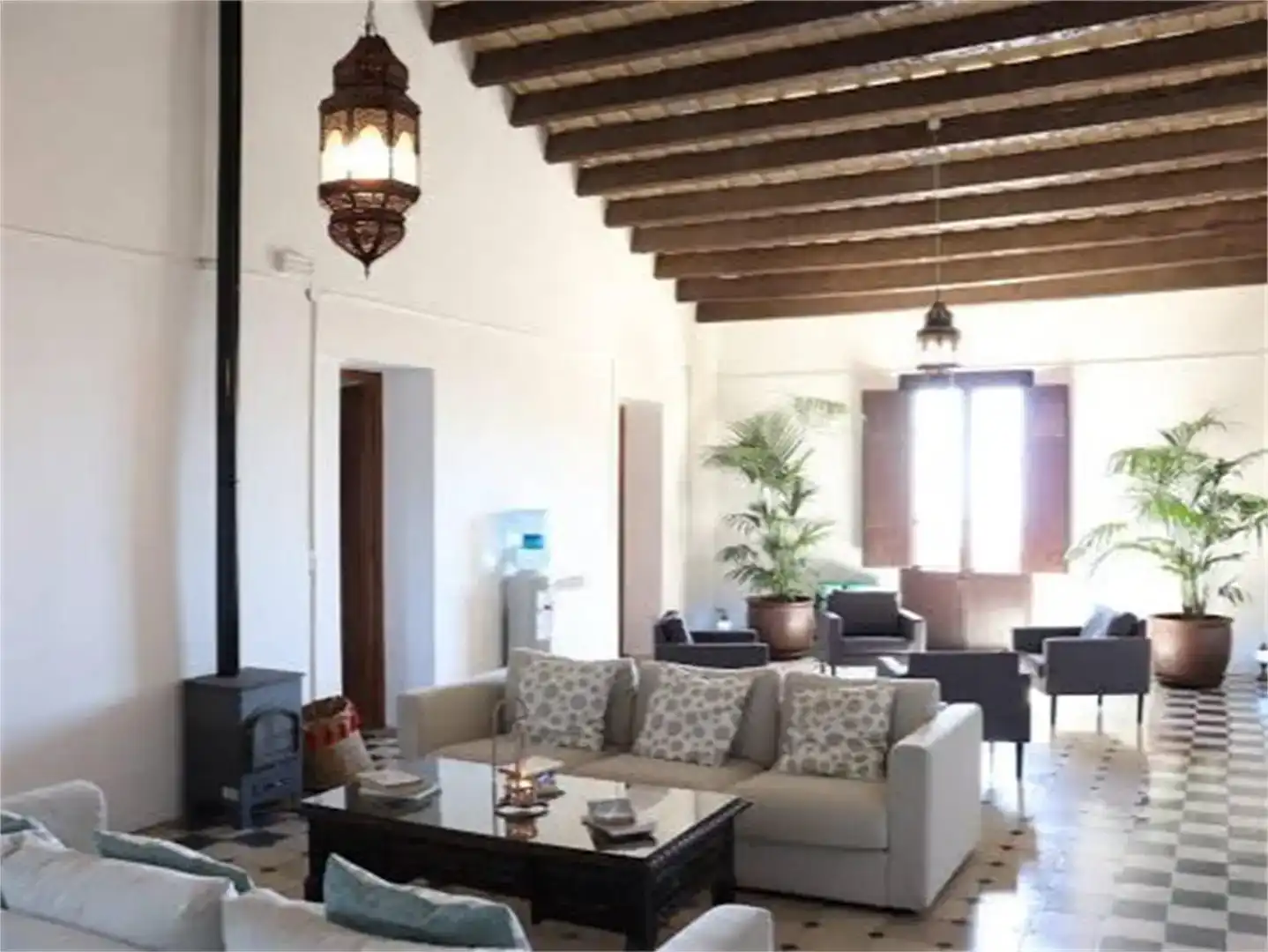 Sala d'estar de Finca rústica en venda en Tordera amb Jardí privat, Traster i Moblat