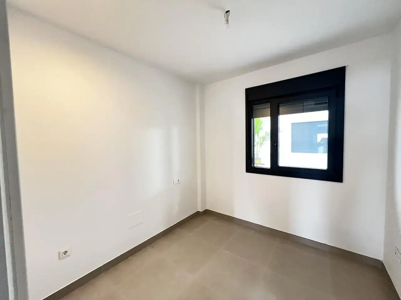 Ground floor for rent in Mijas  with Terrace and Community pool