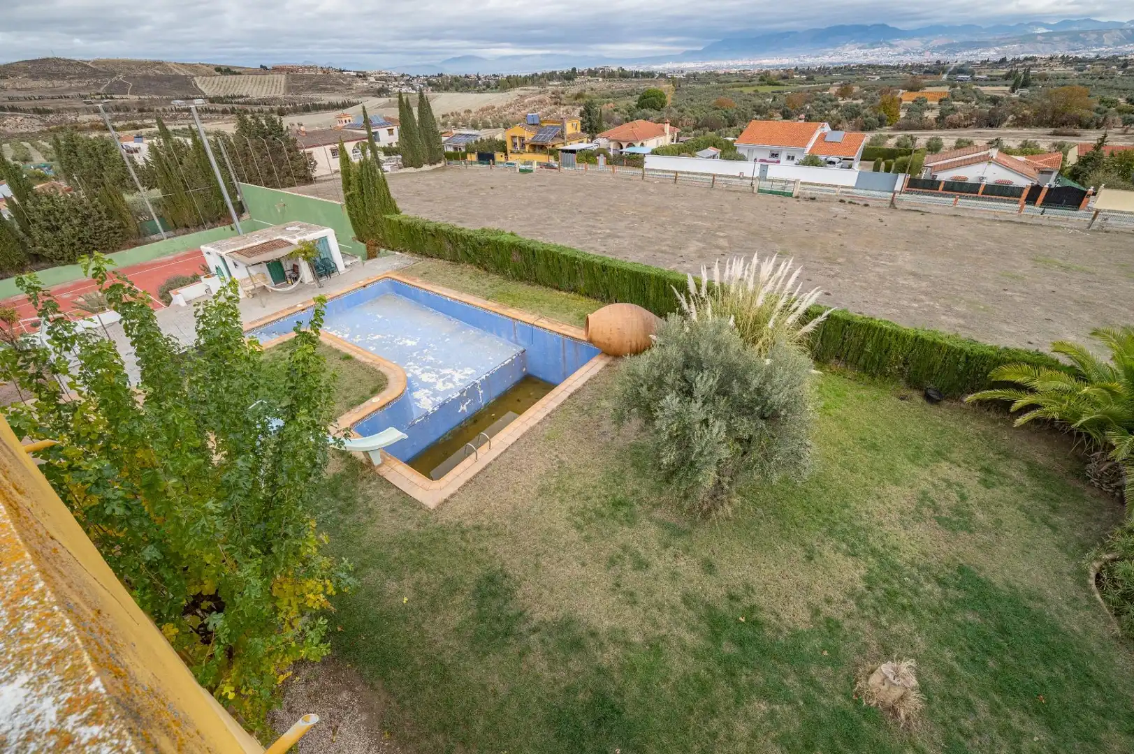 Schwimmbecken von Haus oder Chalet zum Verkauf in Alhendín mit Heizung, Privatgarten und Terrasse