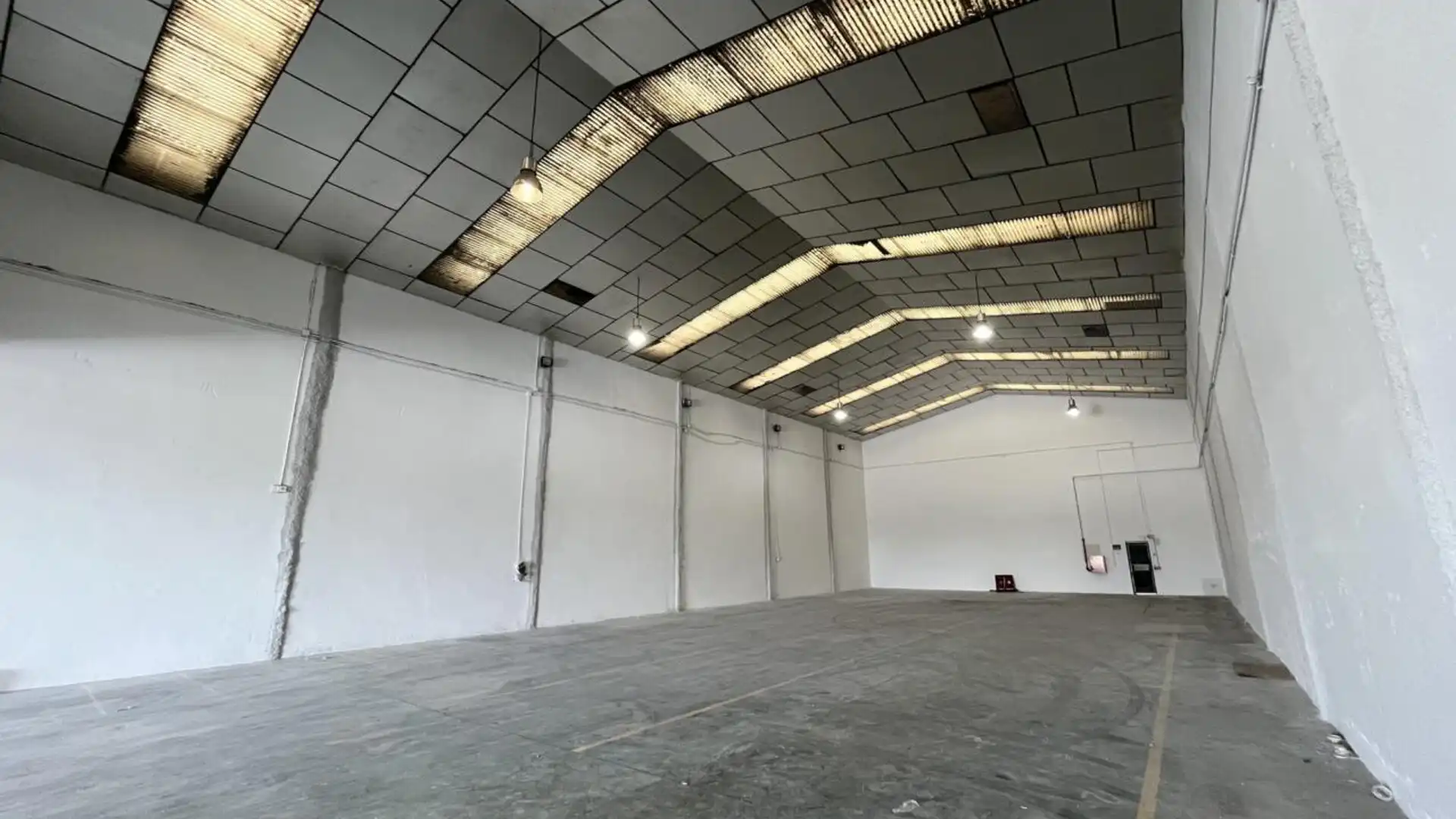 Industrial buildings for rent in Molins de Rei  with Alarm