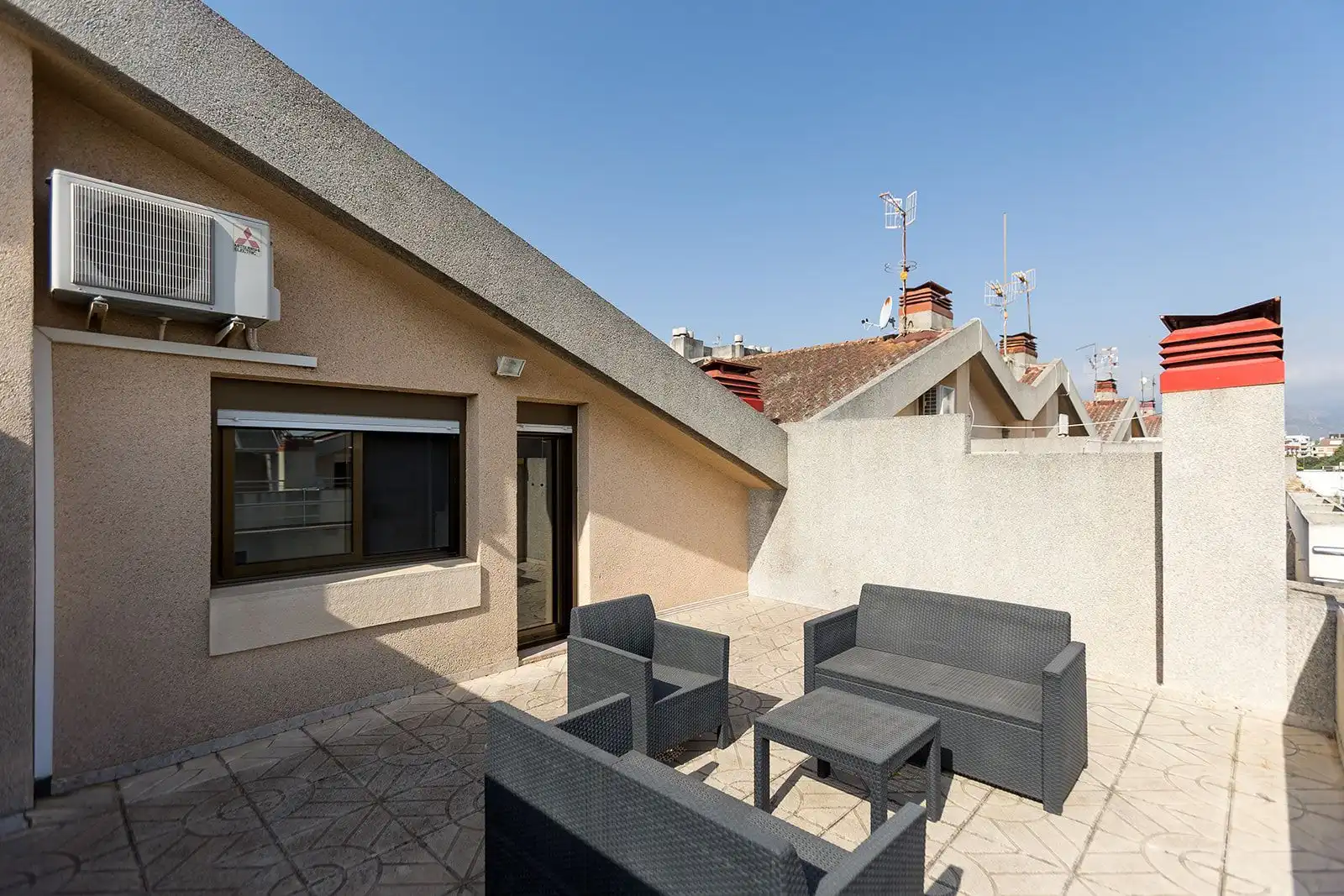 Terrassa de Casa adosada en venda en Tortosa amb Aire condicionat, Calefacció i Jardí privat