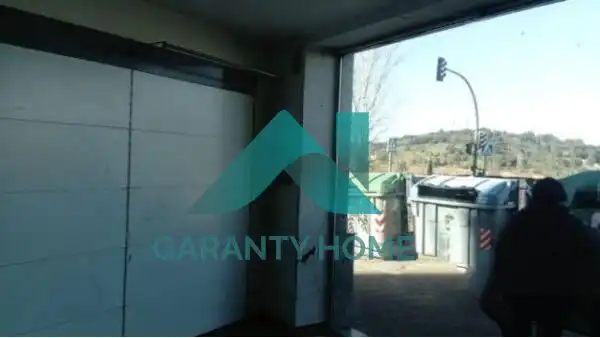 Local comercial en venda a Casco Antiguo, imagen 7