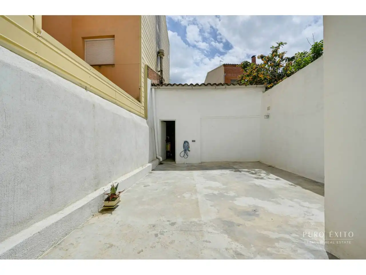 Vista exterior de Casa o xalet en venda en Parets del Vallès amb Calefacció i Terrassa
