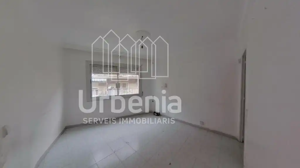Piso en venta en Cerdanyola