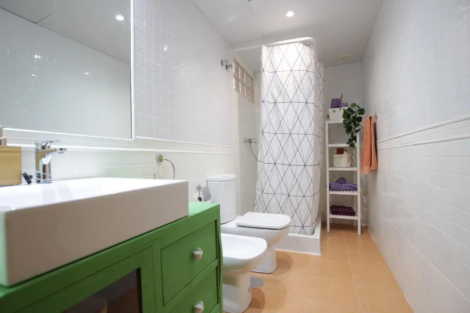 Baño de Dúplex en venta en Benalmádena con Aire acondicionado, Calefacción y Jardín privado